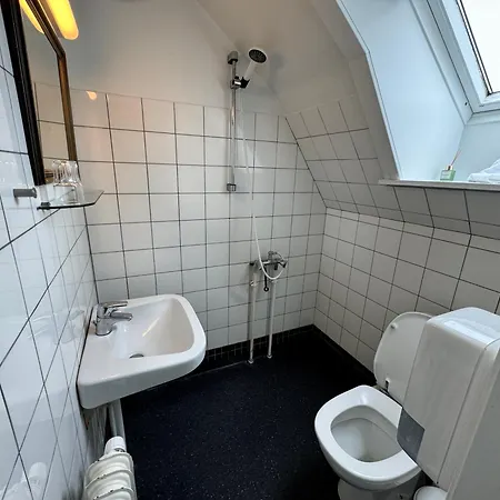 & Hotel